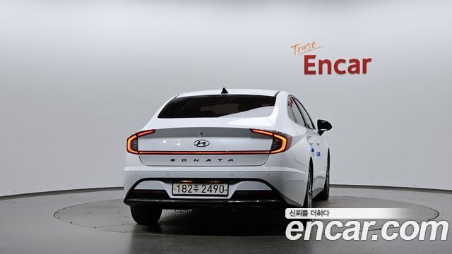 Hyundai Sonata (DN8) 2.0 LPG(rental car) Premium 2023 — фото 4