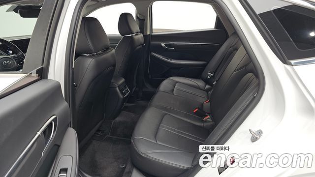 Hyundai Sonata (DN8) 2.0 LPG(rental car) Premium 2023 — фото 32