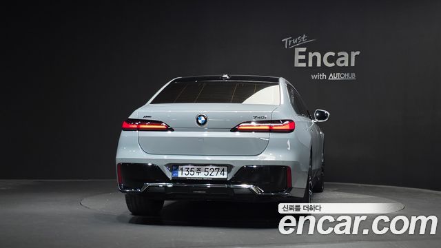 BMW 7 Series (G70) 740i sDrive M Sport 2023 — фото 4