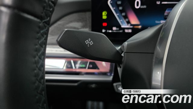 BMW 7 Series (G70) 740i sDrive M Sport 2023 — фото 22