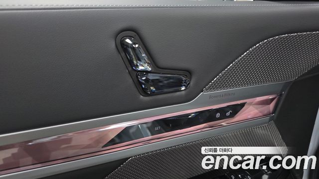 BMW 7 Series (G70) 740i sDrive M Sport 2023 — фото 34