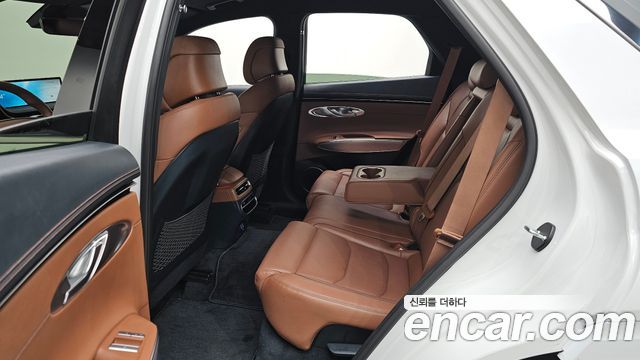 Genesis GV70 2.5T Gasoline AWD 2023 — фото 30