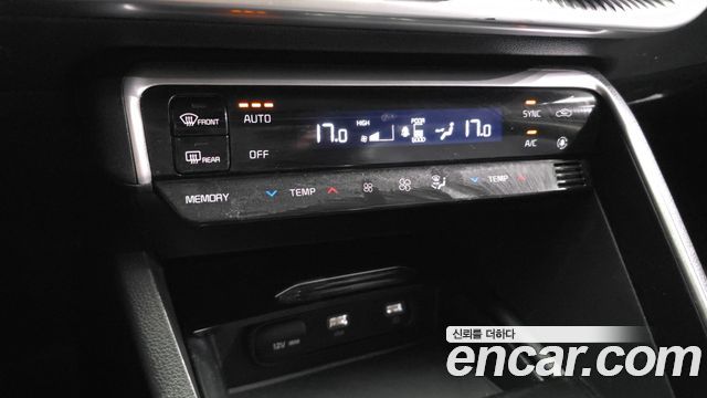 Kia K5 (III) 1.6 Turbo Prestige 2022 — фото 21