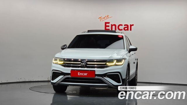 Volkswagen Tiguan Allspace 2.0 TSI Prestige 2022 — фото 3