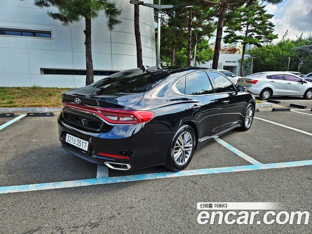 Hyundai Grandeur (IG) 3.0 LPI Taxi VIP PAG 2019 — фото 2