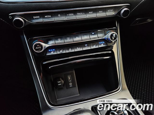 Hyundai Grandeur (IG) 3.0 LPI Taxi VIP PAG 2019 — фото 16