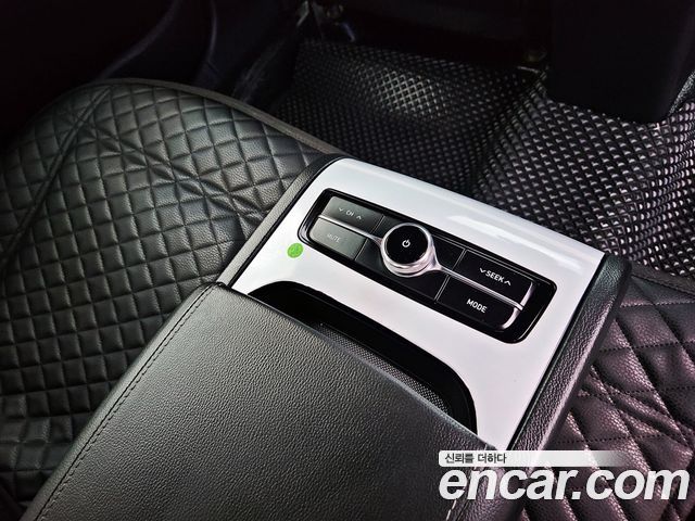 Hyundai Grandeur (IG) 3.0 LPI Taxi VIP PAG 2019 — фото 21