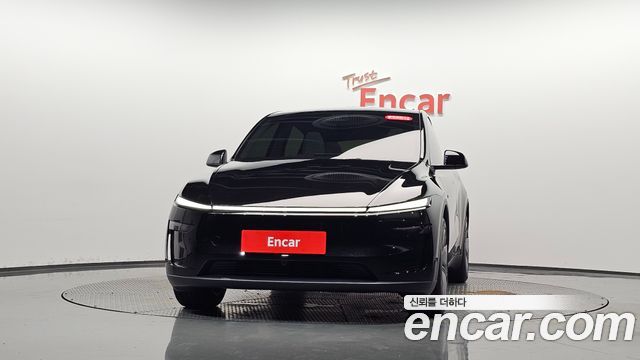 Tesla Model Y Long Range AWD 2025 — фото 3
