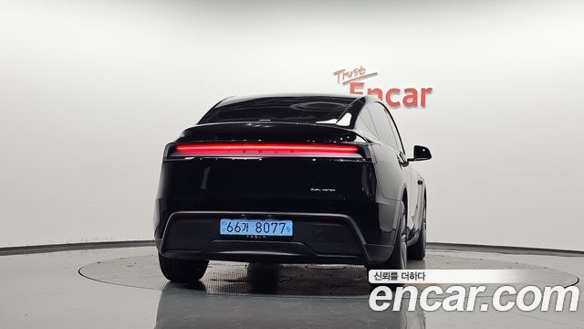 Tesla Model Y Long Range AWD 2025 — фото 4