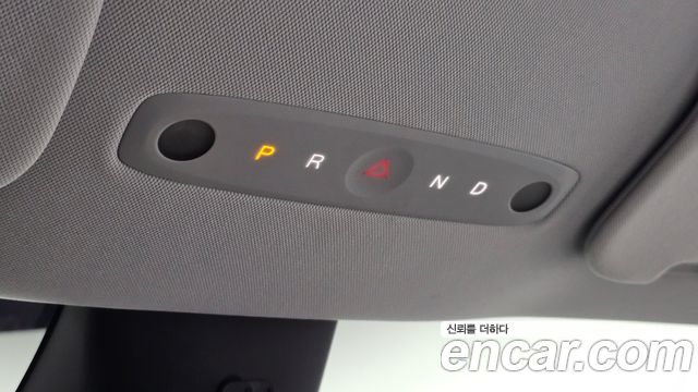 Tesla Model Y Long Range AWD 2025 — фото 9