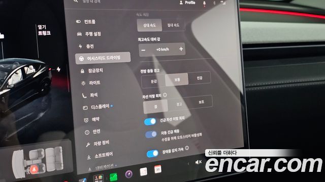 Tesla Model Y Long Range AWD 2025 — фото 29