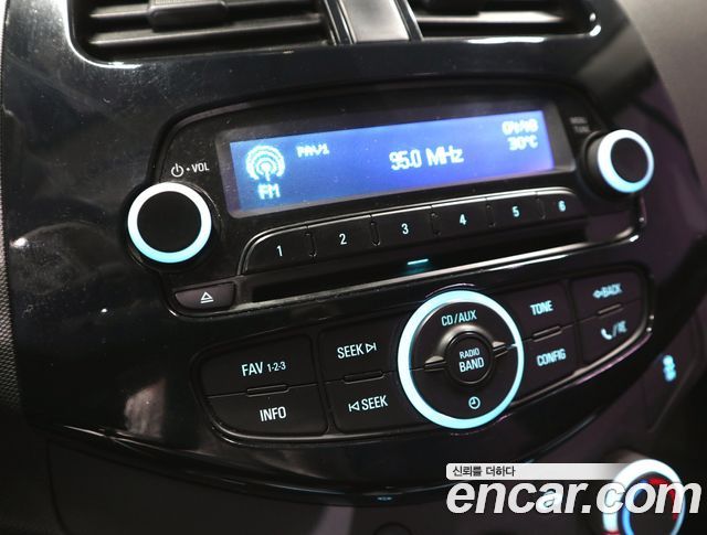 Chevrolet Spark City POP Edition 2015 — фото 17