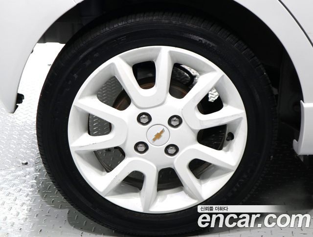 Chevrolet Spark City POP Edition 2015 — фото 24