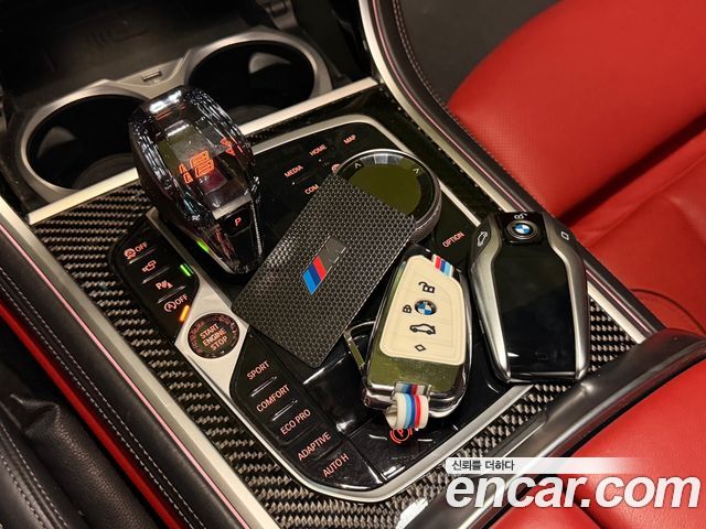 BMW 8 Series (G15) M850i xDrive Coupe 2022 — фото 10