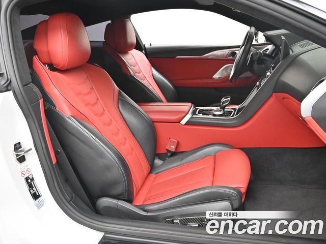 BMW 8 Series (G15) M850i xDrive Coupe 2022 — фото 15
