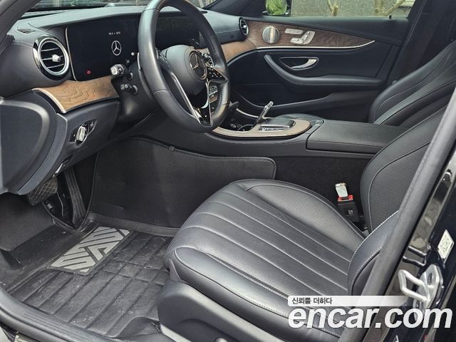 Mercedes-Benz E-Class (W213) E300e 4MATIC Exclusive 2023 — фото 20