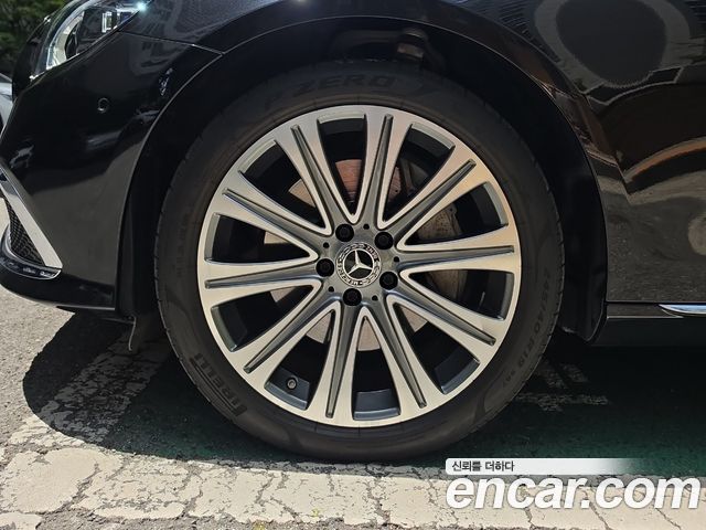 Mercedes-Benz E-Class (W213) E300e 4MATIC Exclusive 2023 — фото 22