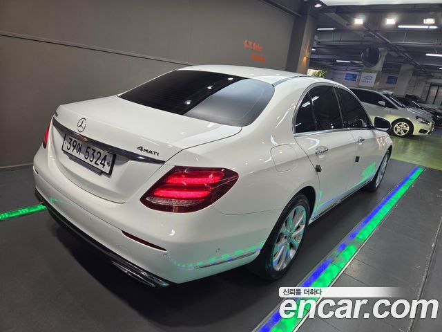 Mercedes-Benz E-Class (W213) E220d 4MATIC Exclusive 2019 — фото 2
