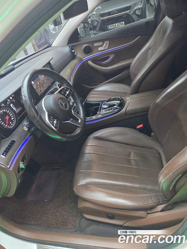 Mercedes-Benz E-Class (W213) E220d 4MATIC Exclusive 2019 — фото 7
