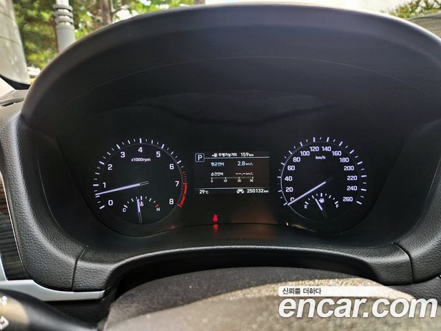 Genesis G80 3.3 GDI Premium Luxury 2017 — фото 6