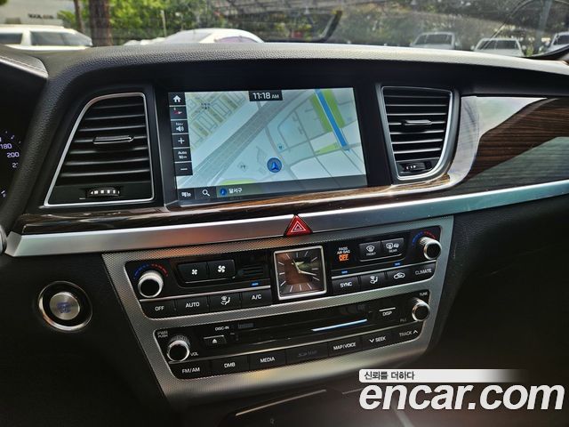 Genesis G80 3.3 GDI Premium Luxury 2017 — фото 9
