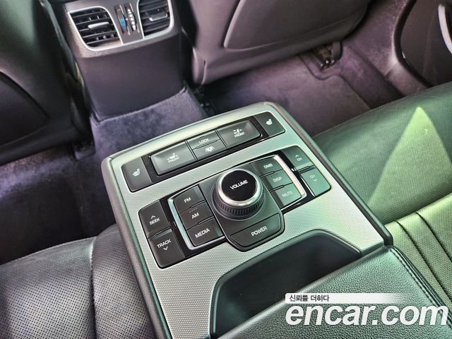 Genesis G80 3.3 GDI Premium Luxury 2017 — фото 19