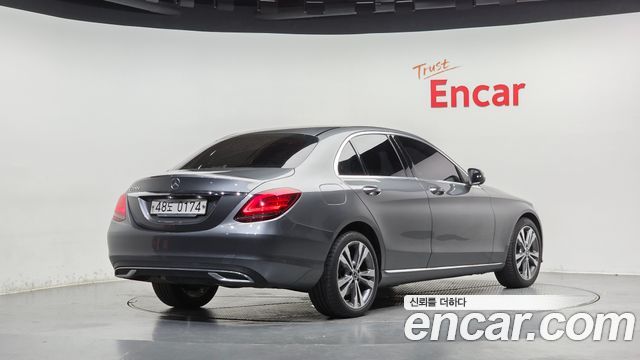 Mercedes-Benz C-Class (W205) C220 d Avantgarde 2019 — фото 2