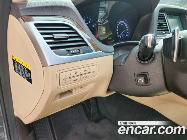 Genesis G80 3.8 GDI AWD Prestige 2017 — фото 8