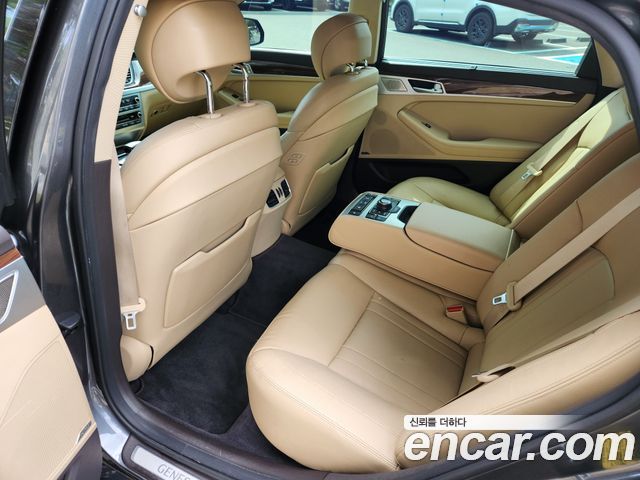 Genesis G80 3.8 GDI AWD Prestige 2017 — фото 18