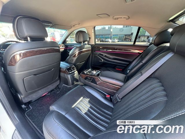 Genesis EQ900 3.8 GDI AWD Premium Luxury 2016 — фото 9