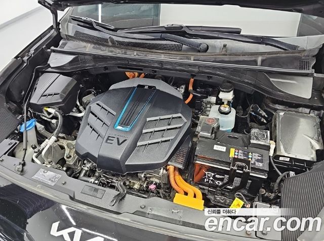 Kia Niro Plus Air 2023 — фото 5
