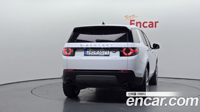 Land Rover Discovery Sport 2.0 TD4 SE 2017 — фото 4