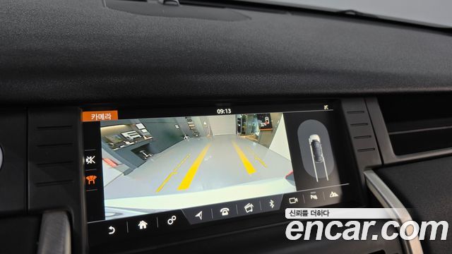 Land Rover Discovery Sport 2.0 TD4 SE 2017 — фото 15