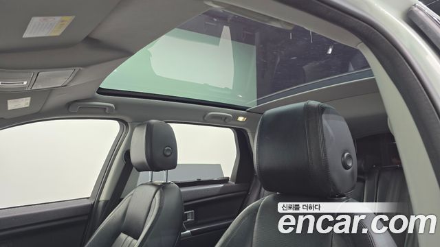 Land Rover Discovery Sport 2.0 TD4 SE 2017 — фото 18