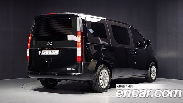 Hyundai Staria Cargo 3-Seater Modern 2022 — фото 2