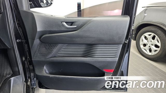 Hyundai Staria Cargo 3-Seater Modern 2022 — фото 31