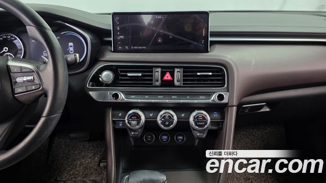 Genesis G70 Gasoline 2.0T 2WD 2021 — фото 18