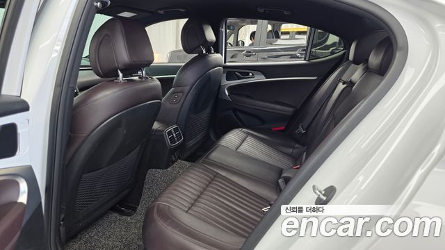 Genesis G70 Gasoline 2.0T 2WD 2021 — фото 32