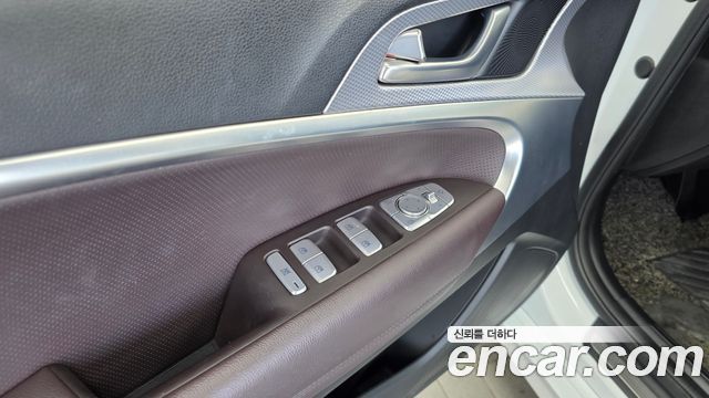 Genesis G70 Gasoline 2.0T 2WD 2021 — фото 35