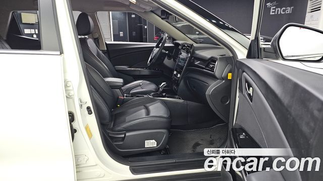 KG Mobility (SsangYong) Tivoli Air 1.5 A3 2WD 2021 — фото 11