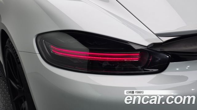 Porsche 718 Cayman 4.0 GTS 2023 — фото 29