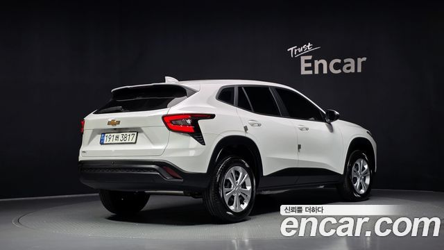 Chevrolet Trax Crossover 1.2 LS 2024 — фото 2