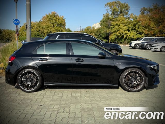 Mercedes-Benz A-Class (W177) AMG A45 4MAITC+ Hatchback 2023 — фото 3