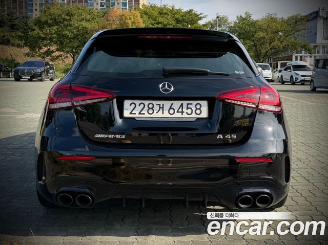 Mercedes-Benz A-Class (W177) AMG A45 4MAITC+ Hatchback 2023 — фото 5