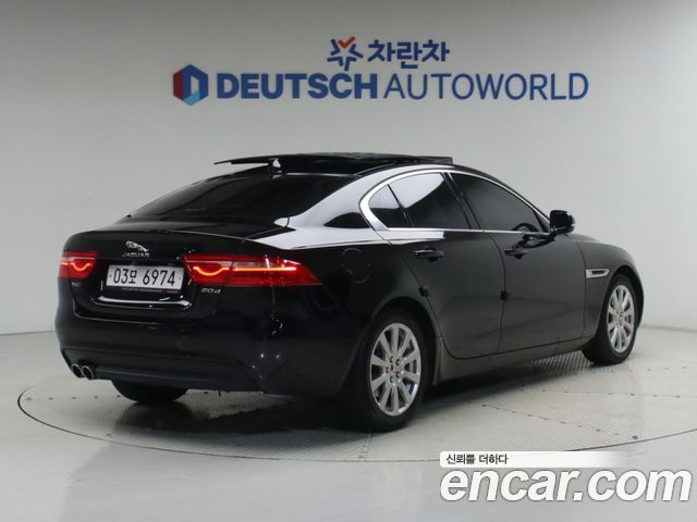 Jaguar XE 20d Prestige 2018 — фото 3