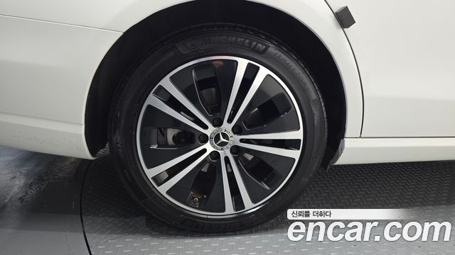 Mercedes-Benz E-Class (W213) E250 Avantgarde 2021 — фото 5