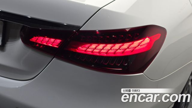 Mercedes-Benz E-Class (W213) E250 Avantgarde 2021 — фото 23