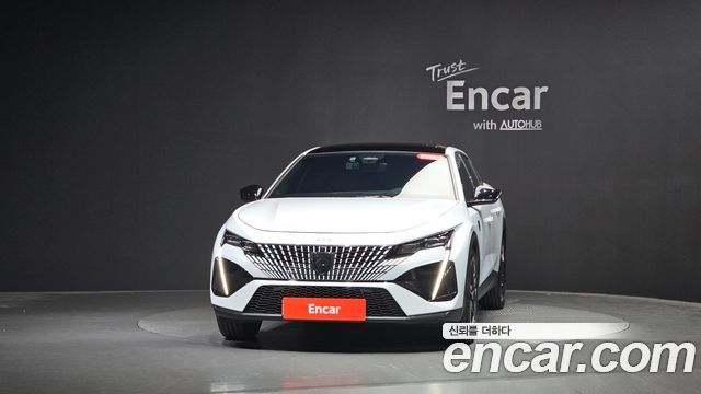 Peugeot 408 1.2 Hybrid GT 2025 — фото 3