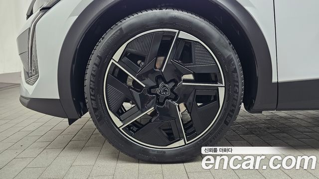 Peugeot 408 1.2 Hybrid GT 2025 — фото 5