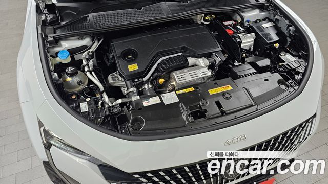 Peugeot 408 1.2 Hybrid GT 2025 — фото 6